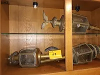 Lot 13 - antieke koetslampen. 3 stuks - afbeelding 2 van  7
