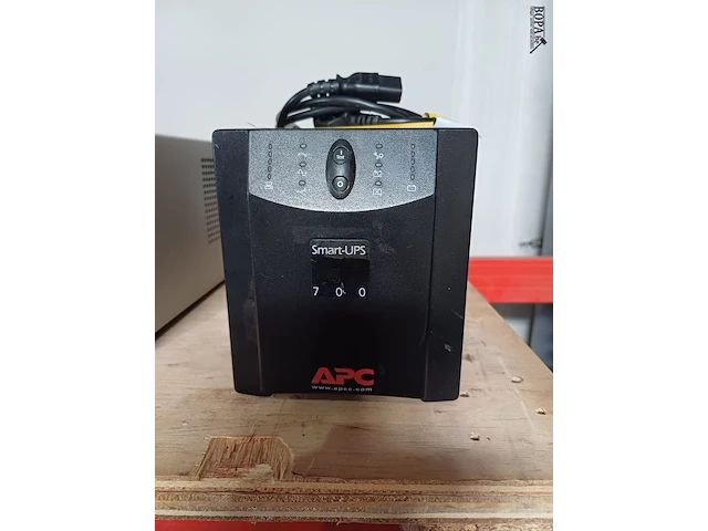 Lot 13 - apc ups batterij - afbeelding 1 van  2