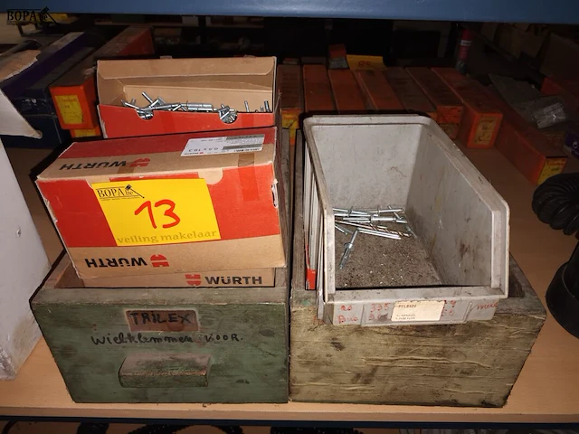 Lot 13 - blindklinknagels. 10 dozen - afbeelding 1 van  5