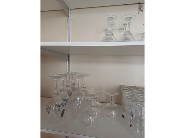 Lot 13 - drinkglazen - afbeelding 4 van  7