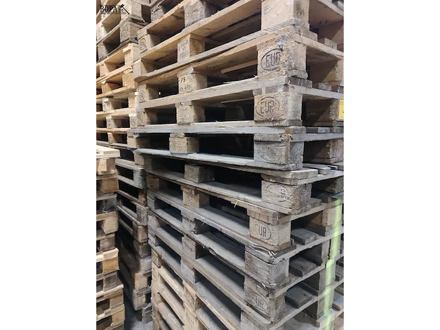 Lot 13 - e-palletten - 140 stuks - afbeelding 2 van  2