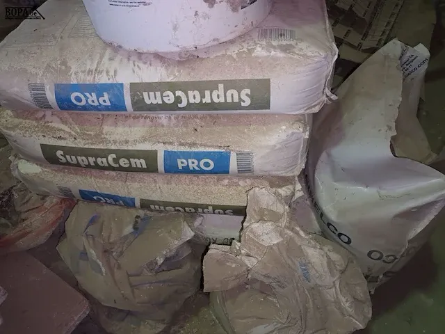 Lot 13 - knauf supracem pro - afbeelding 2 van  3