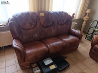 Lot 13 - lederen salon - afbeelding 2 van  6