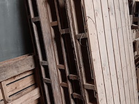 Lot 13 - palletten - afbeelding 2 van  3