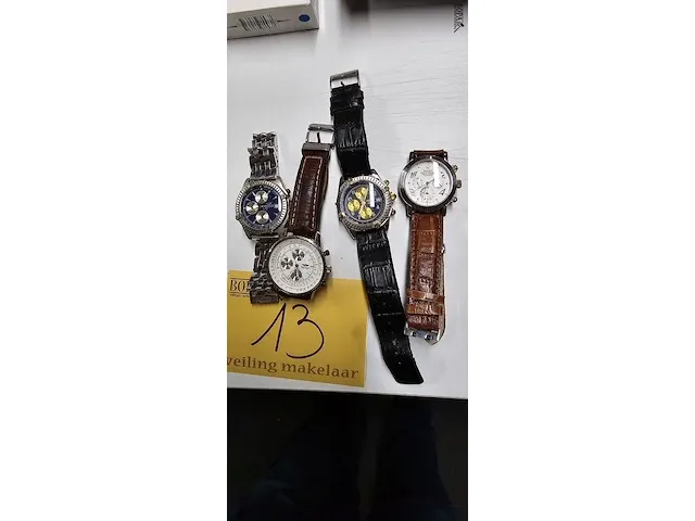 Lot 13 - polshorloge merktekens breitling en rolex - afbeelding 1 van  13