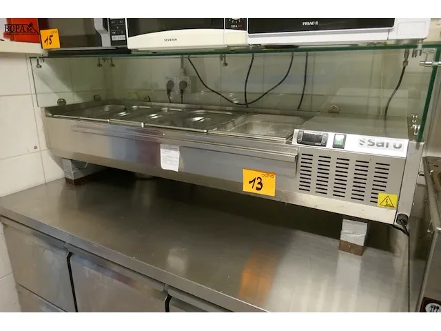 Lot 13 - rvs saladebar saro - afbeelding 1 van  4