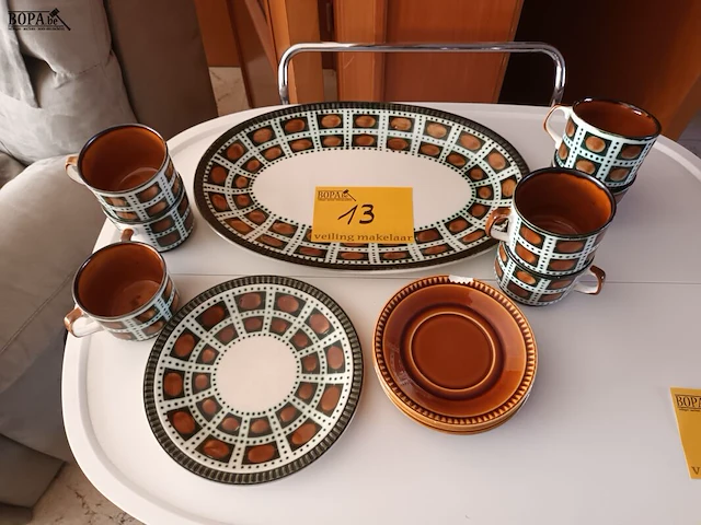 Lot 13 - servies boch. 13 stuks - afbeelding 1 van  3