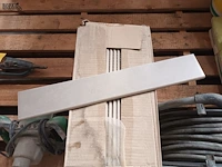 Lot 13 - tegelplinten - afbeelding 1 van  3