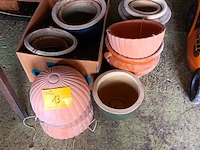 Lot 13 - terracotta potten. 14 stuks - afbeelding 1 van  3
