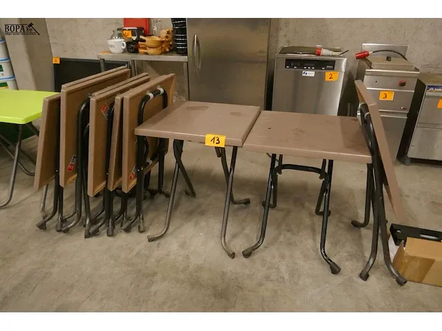 Lot 13 - terrastafels 10 stuks - afbeelding 1 van  4