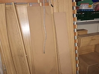 Lot 13 - tweepersoonsbed en nachtkastjes - afbeelding 1 van  3