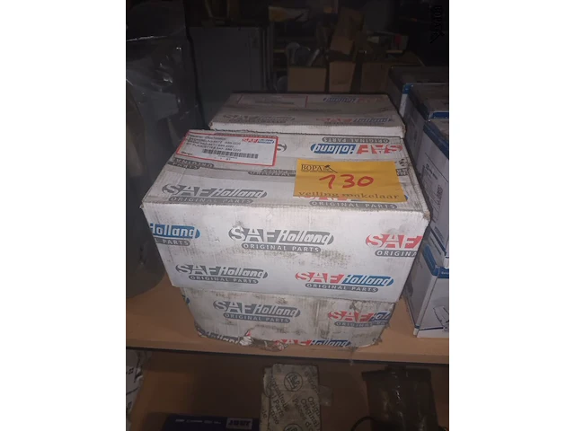 Lot 130 - brake pad set saf. 4 stuks - afbeelding 1 van  3