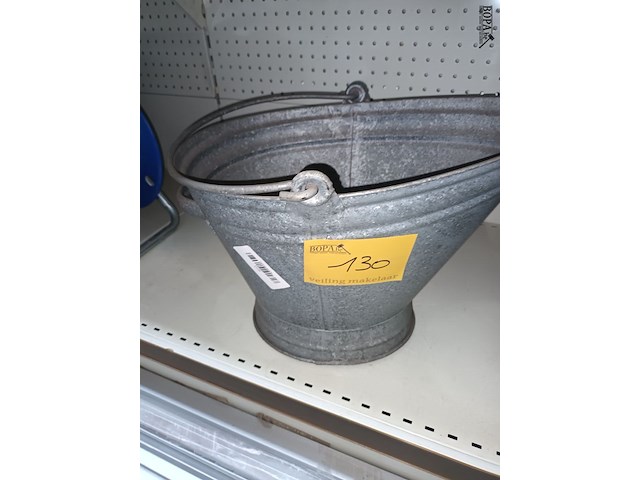 Lot 130 - metalen emmers. 3 stuks - afbeelding 2 van  3