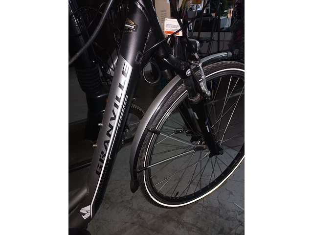 Lot 131 - elektrische damesfiets granville - afbeelding 5 van  5