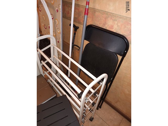 Lot 131 - lot huisraad. 13 stuks - afbeelding 6 van  6