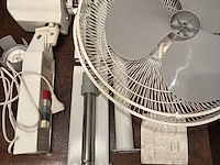 Lot 131 - ventilator super crown electric fan - afbeelding 1 van  2