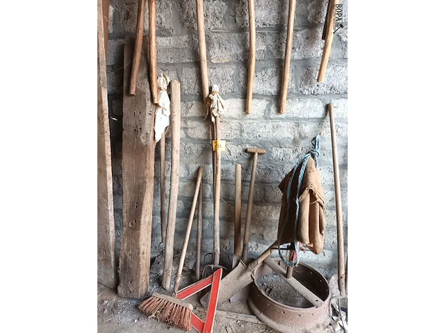 Lot 133 - landbouw gereedschap. ca. 40 stuks - afbeelding 1 van  4