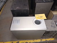 Lot 134 - boxen. 8 stuks - afbeelding 3 van  3