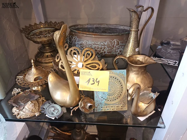 Lot 134 - lot koperwerk. 14 stuks - afbeelding 1 van  4