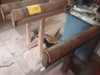 Lot 134 - roller stand. 3 stuks - afbeelding 1 van  4