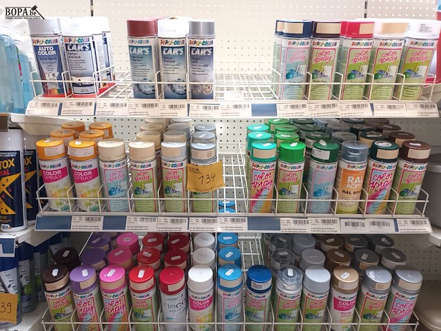 Lot 134 - spuitbussen verf. 141 stuks - afbeelding 1 van  4