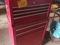 Lot 135 - materiaalkar - afbeelding 1 van  4