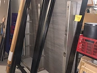 Lot 135 - metalen frame. 4 stuks - afbeelding 2 van  4