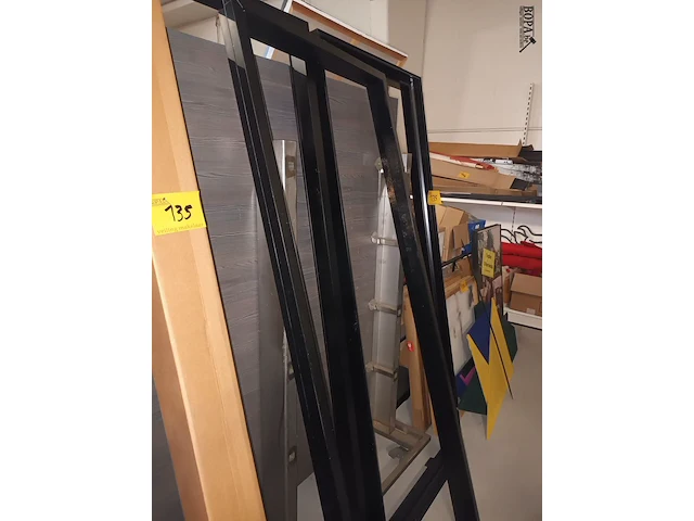 Lot 135 - metalen frame. 4 stuks - afbeelding 4 van  4