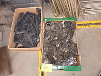 Lot 135 - rubbers en banden - afbeelding 1 van  3