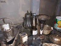 Lot 135 - tafeldecoratie en koffieset. 17 stuks - afbeelding 4 van  4