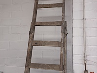 Lot 136 - houten ladder - afbeelding 3 van  3