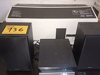 Lot 136 - radio sony - afbeelding 1 van  5