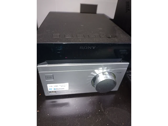 Lot 136 - radio sony - afbeelding 2 van  5