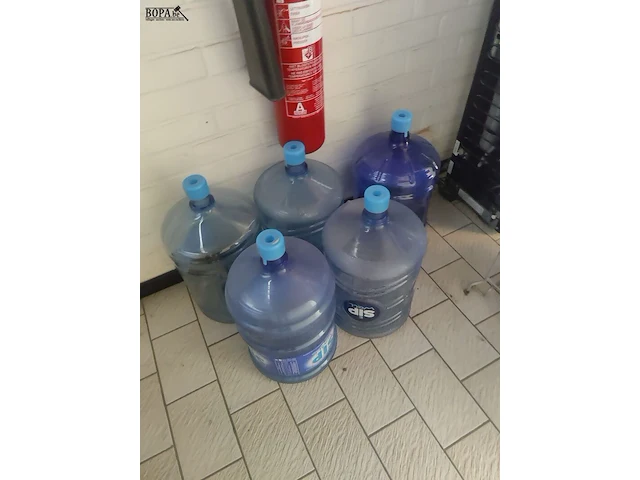 Lot 137 - culligan waterdispenser - afbeelding 3 van  5