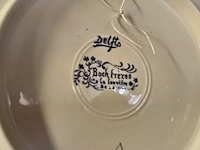 Lot 137 - lotje decoratieve delfts items ong 6 stuks - afbeelding 2 van  7