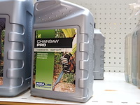 Lot 137 - smeermiddel. 16 stuks - afbeelding 5 van  5