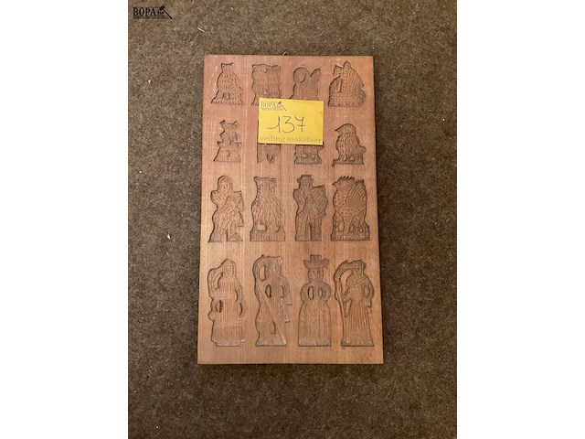 Lot 137 - speculoosplank - afbeelding 1 van  3