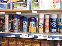 Lot 138 - spuitbussen onderhoudsmiddelen. 75 stuks - afbeelding 1 van  4