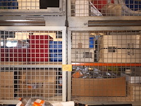 Lot 138 - stapelkooi met inhoud. 6 stuks - afbeelding 1 van  4