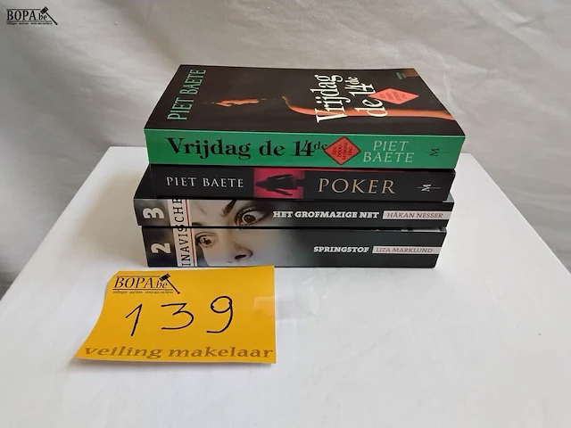 Lot 139 - lot boeken, allerlei, romans, 4 stuks - afbeelding 1 van  1