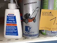 Lot 139 - wax en heggenschaarspray. 11 stuks - afbeelding 3 van  3