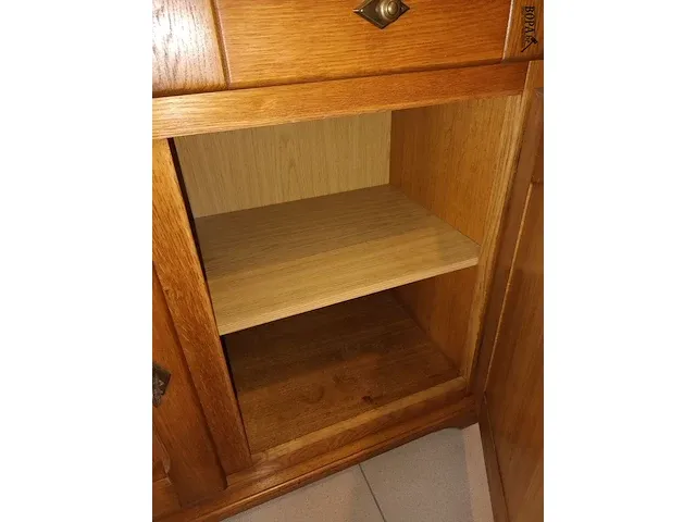 Lot 14 - buffetkast - afbeelding 4 van  4