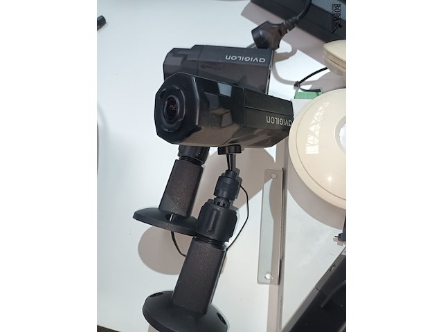 Lot 14 - camera bewakingssysteem - afbeelding 3 van  5