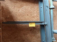 Lot 14 - draagarmstelling - afbeelding 3 van  4