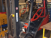 Lot 14 - heftruck linde