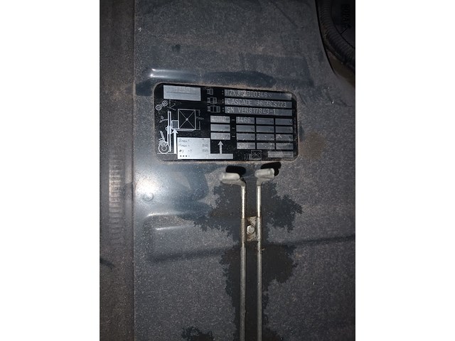 Lot 14 - heftruck linde - afbeelding 10 van  12