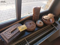 Lot 14 - houten decoratie. 12 stuks - afbeelding 1 van  6