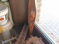 Lot 14 - houten decoratie. 12 stuks - afbeelding 3 van  6