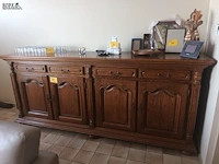 Lot 14 - houten dressoir kast - afbeelding 1 van  3