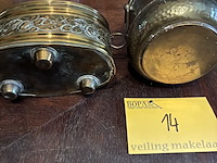 Lot 14 - koperen jardinières, 2 stuks - afbeelding 4 van  4